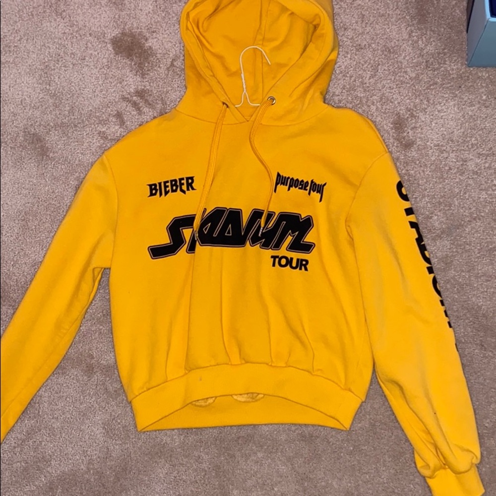 purpose tour crop hoodie